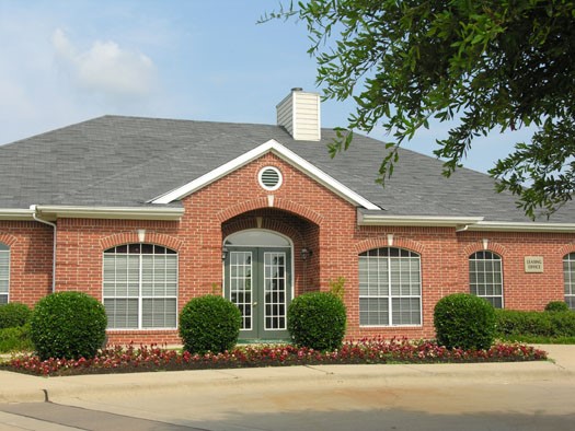 Champion Lake Apartments